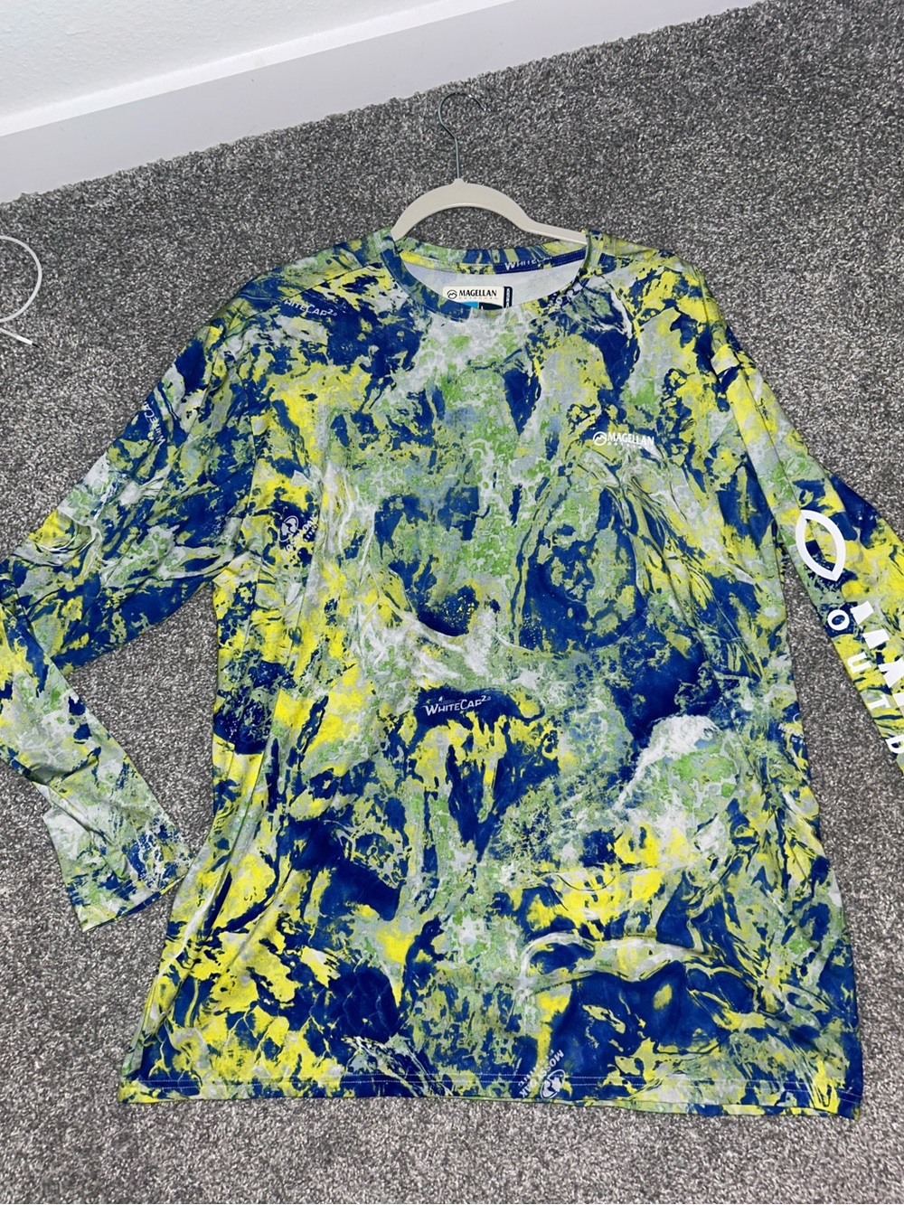 Magellan Outdoors Mens Long Sleeve Performance Top - Blue & Yellow Marble